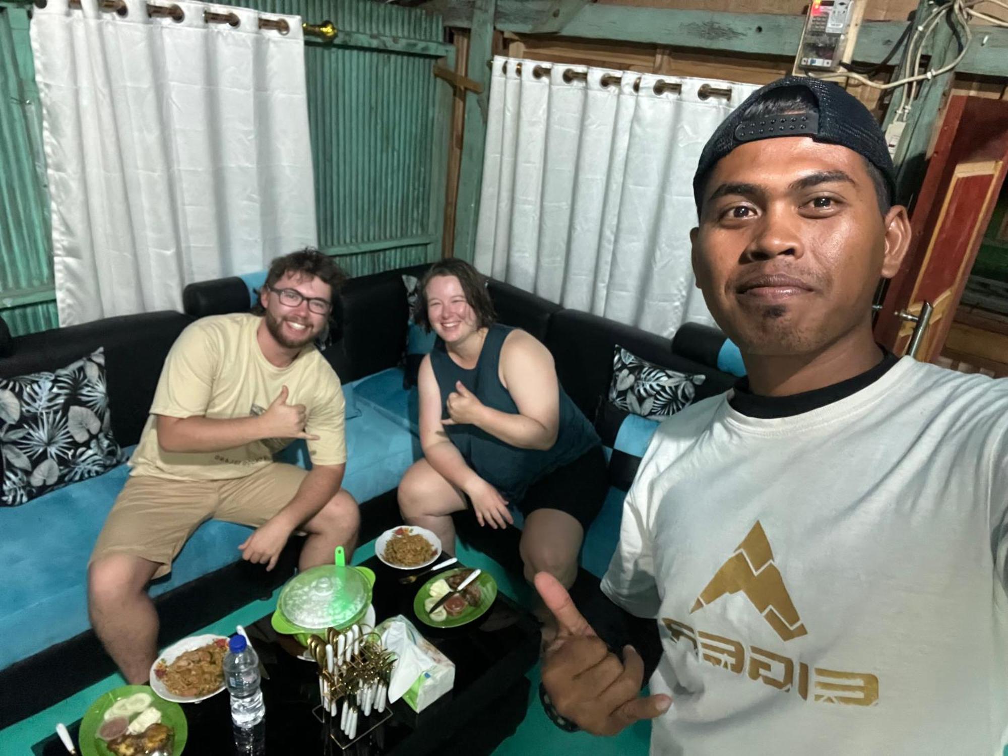 Jhuna Komodo Homestay ภายนอก รูปภาพ